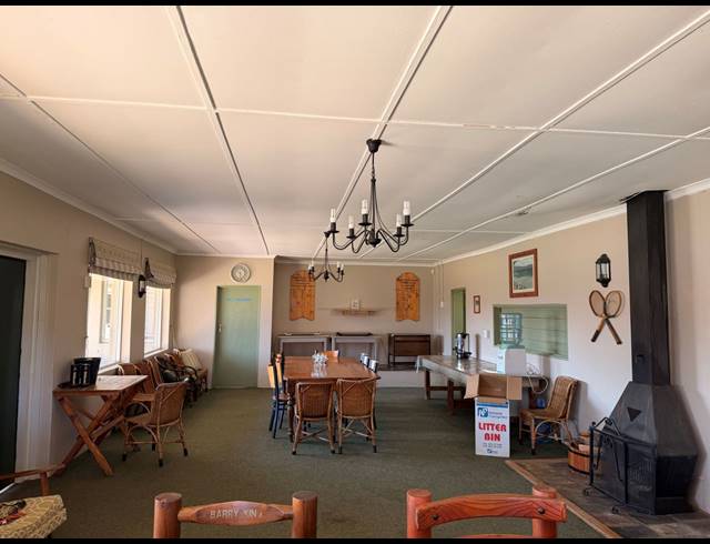 BEDROOM CLUB FOR SALE IN HIMEVILLE